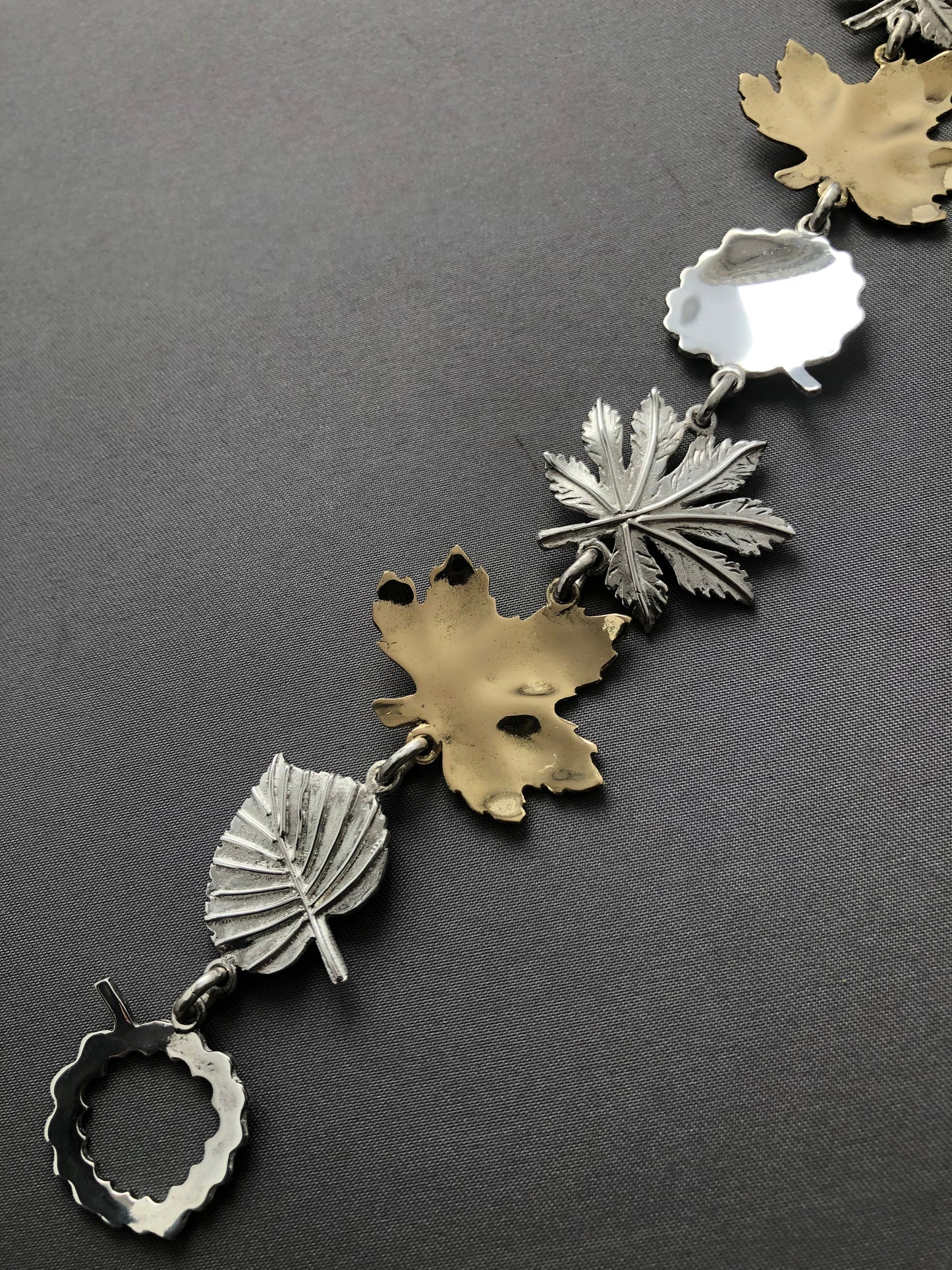 Ladies solid 18ct gold & silver Leaf bracelet