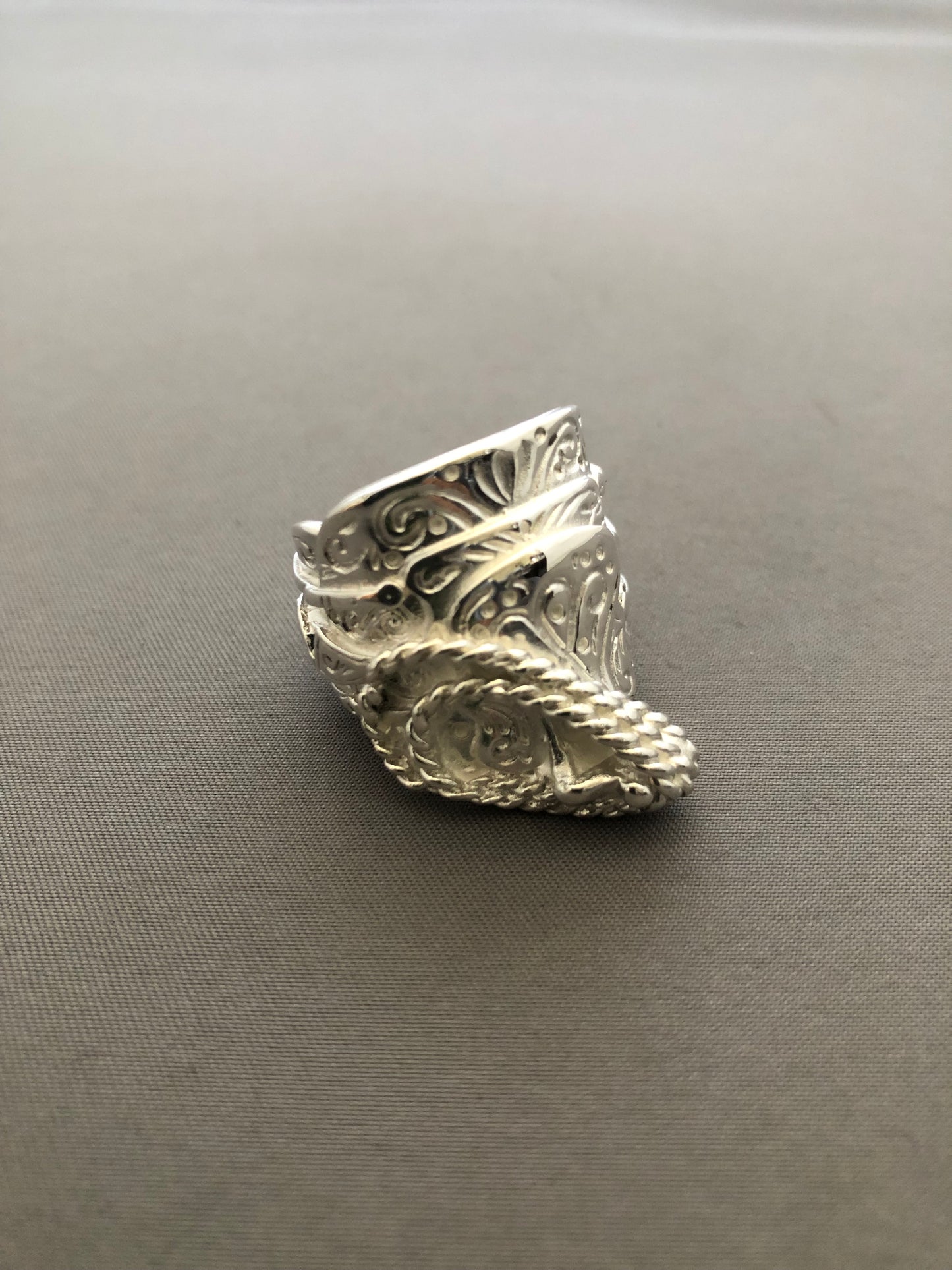 Heavy solid silver saddle ring