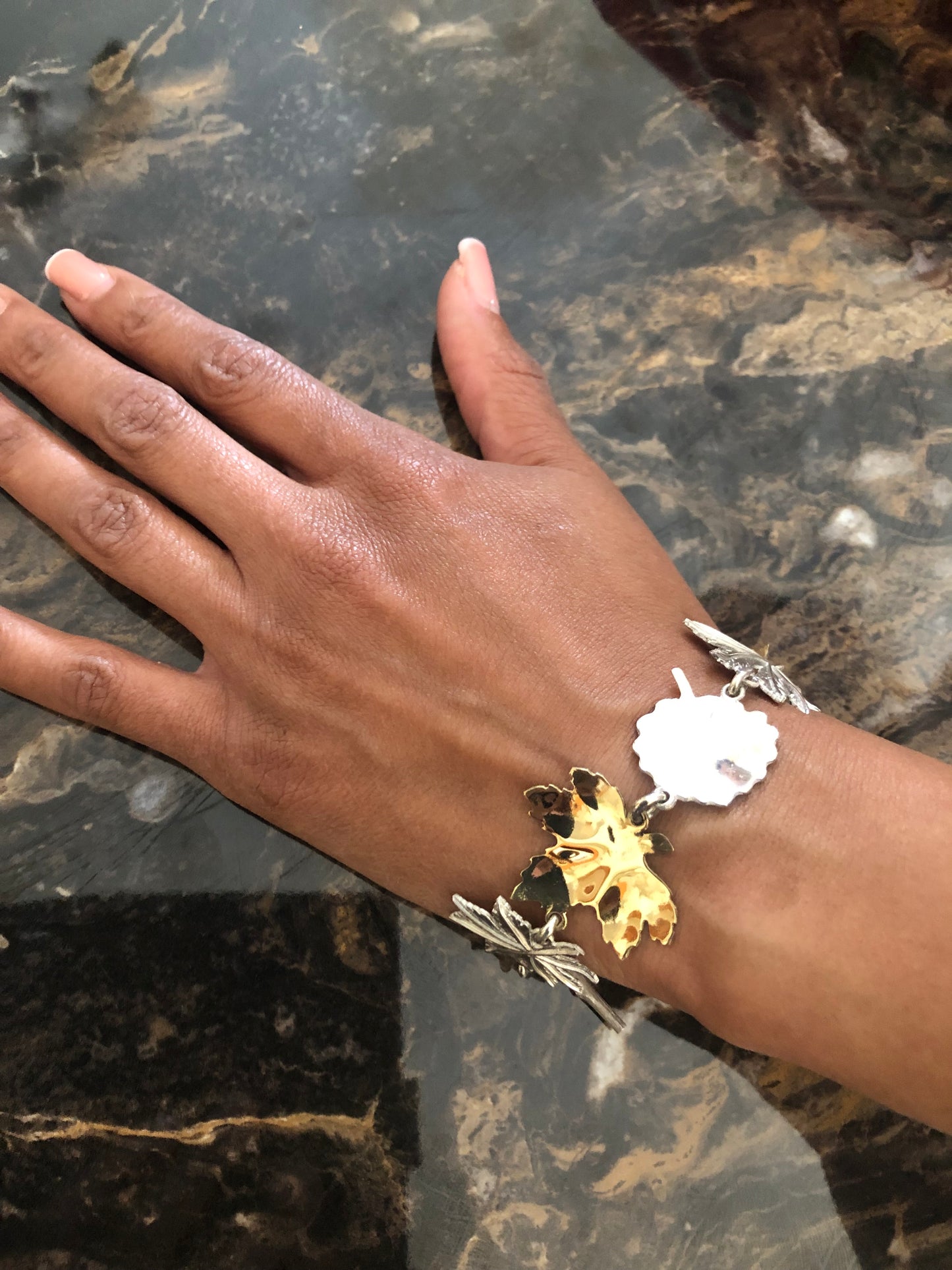 Ladies solid 18ct gold & silver Leaf bracelet