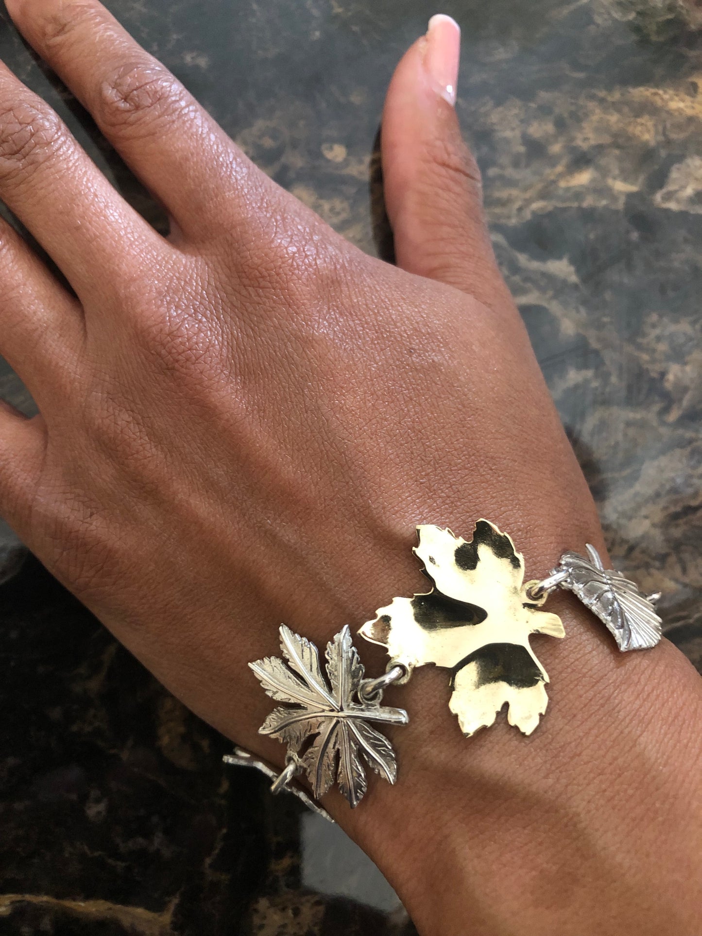 Ladies solid 18ct gold & silver Leaf bracelet