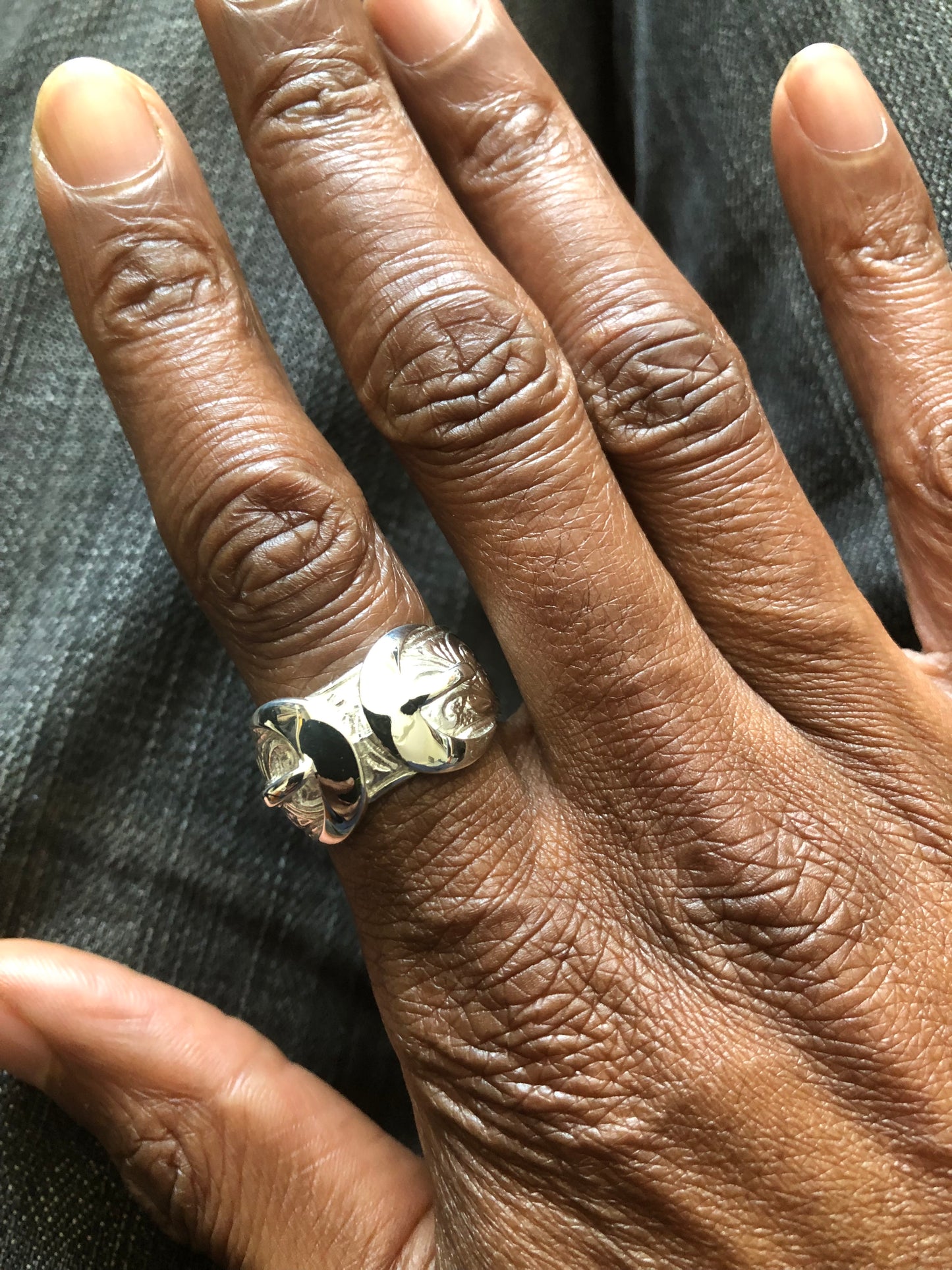 Men’s large solid silver buckle ring