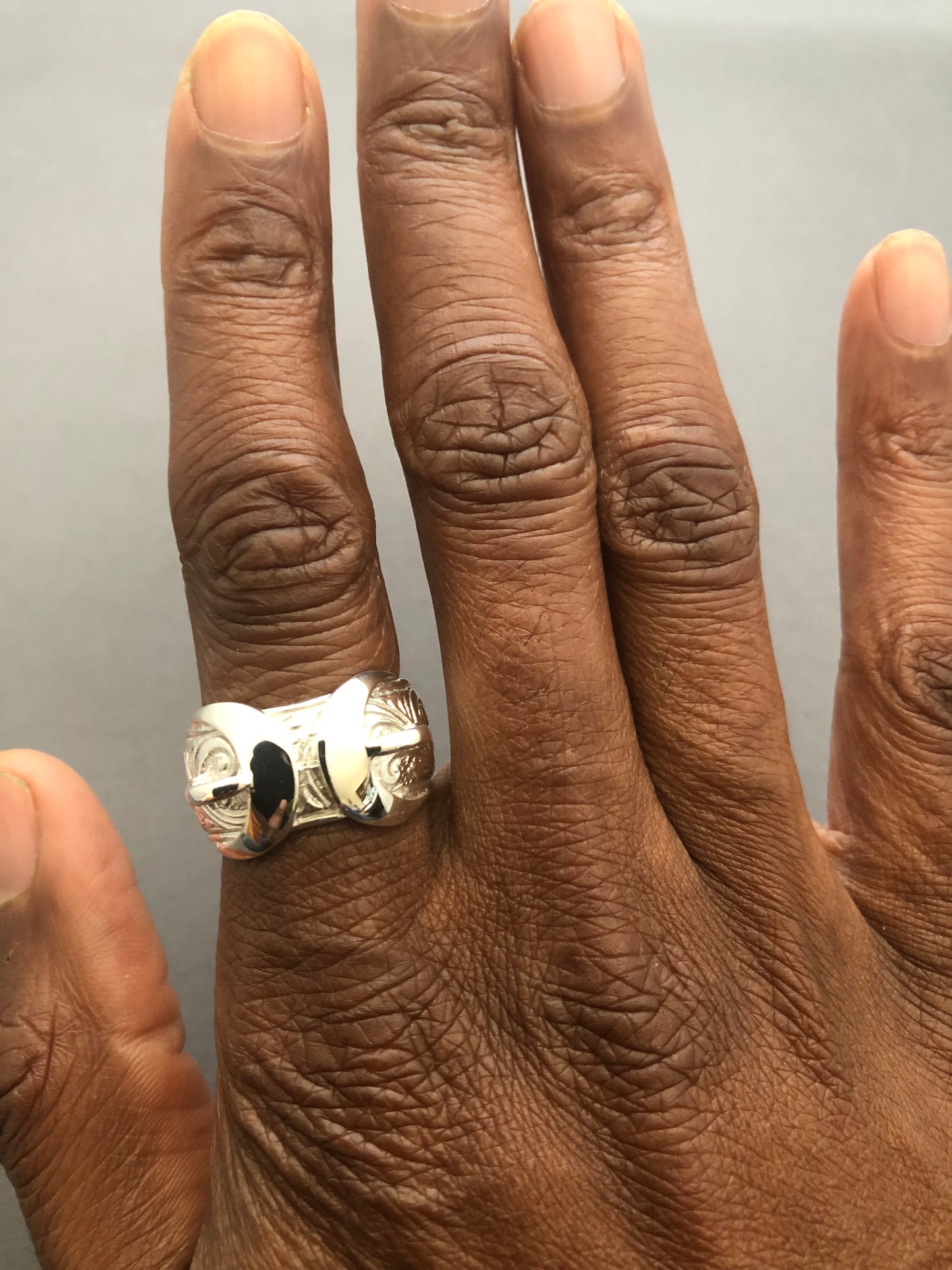 Men’s large solid silver buckle ring