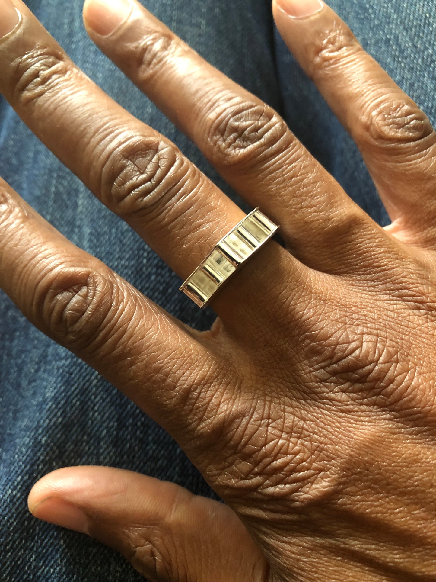 Solid silver structured ring