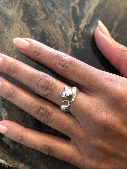 Ladies solid silver Cat ring