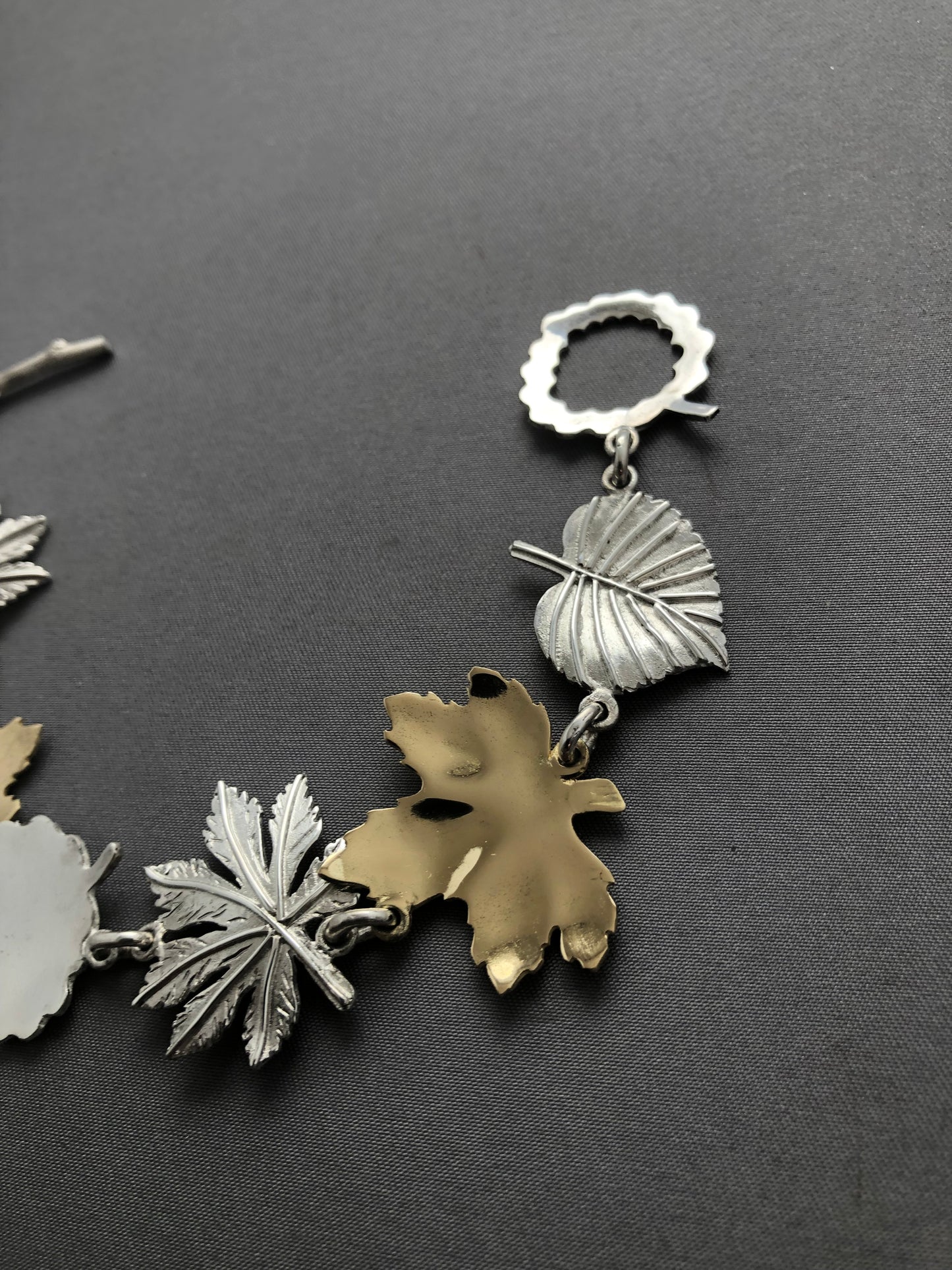 Ladies solid 18ct gold & silver Leaf bracelet