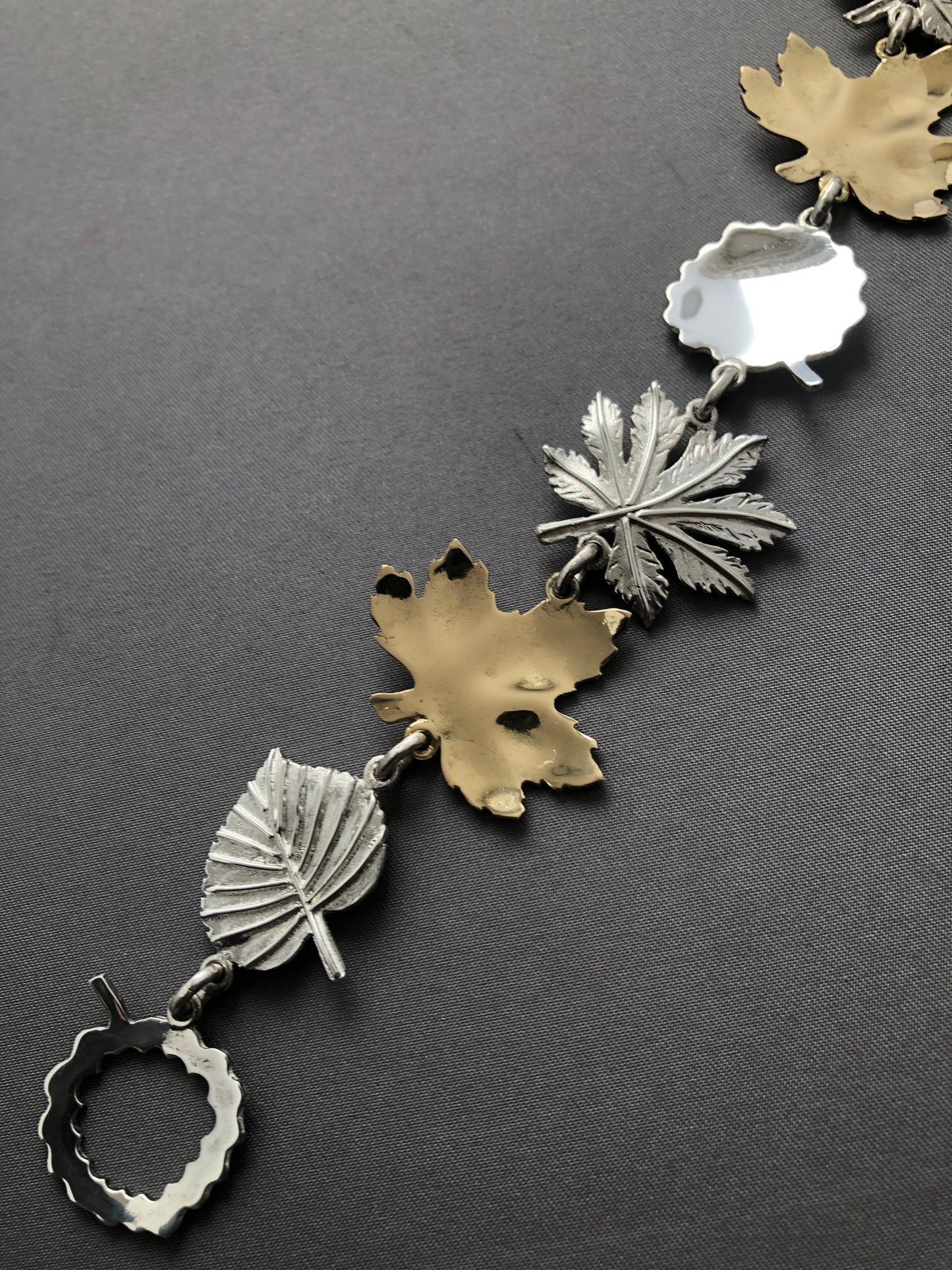 Ladies solid 18ct gold & silver Leaf bracelet