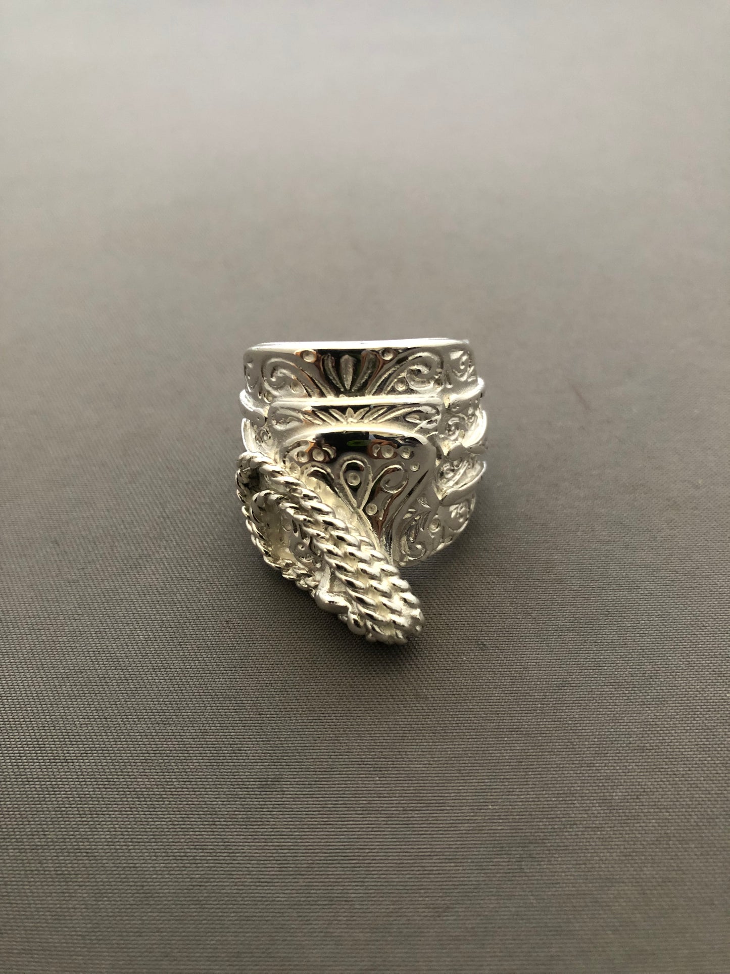 Heavy solid silver saddle ring