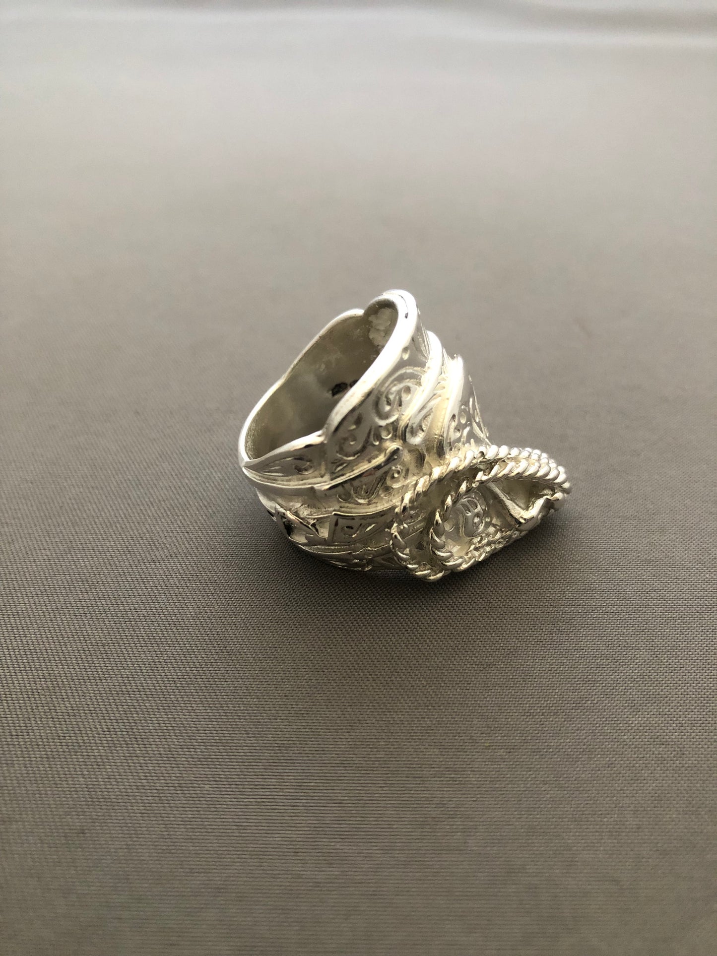 Heavy solid silver saddle ring