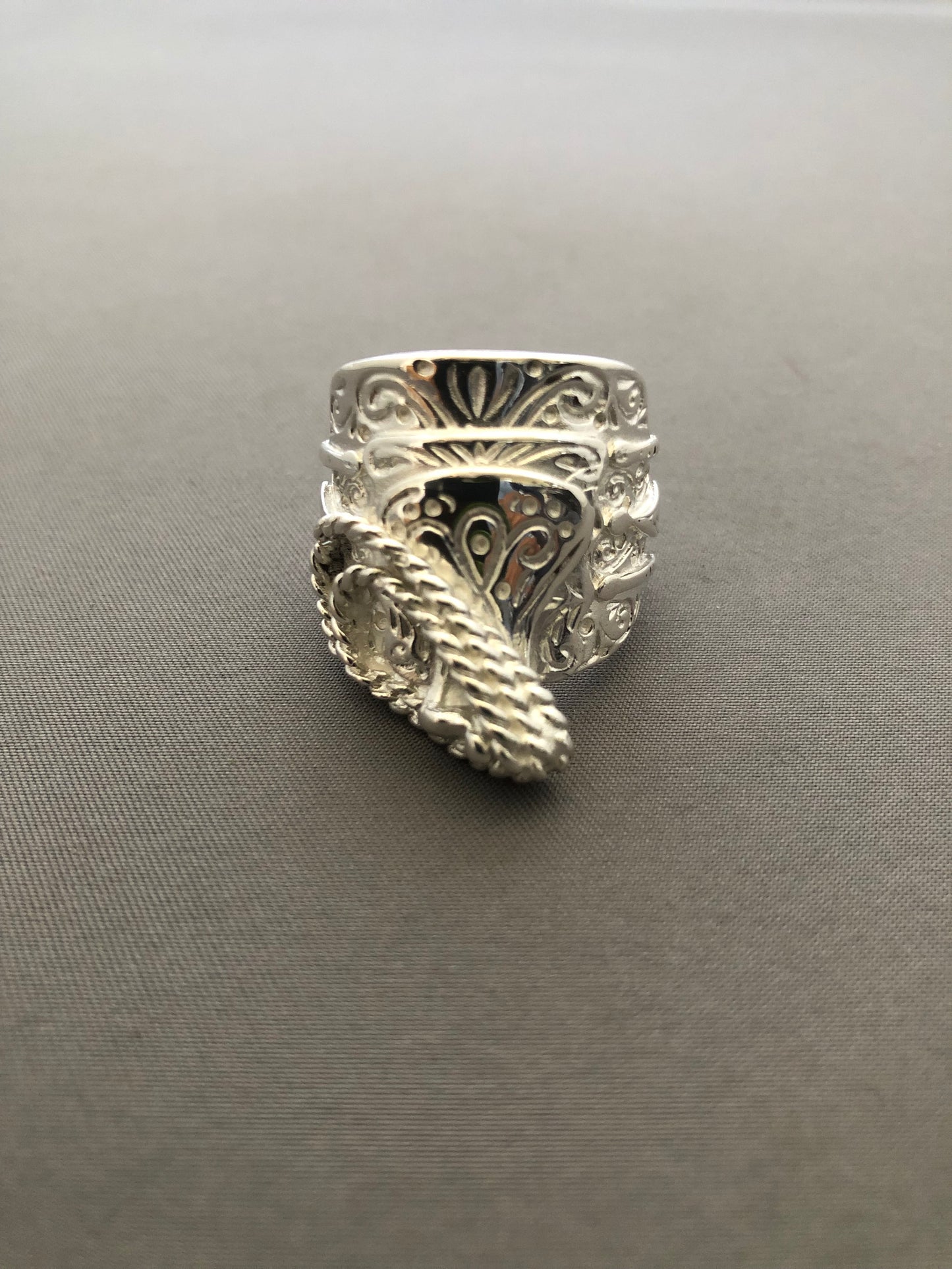 Heavy solid silver saddle ring