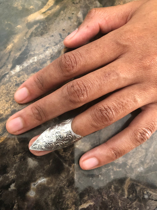 Ladies solid silver Tigers claw