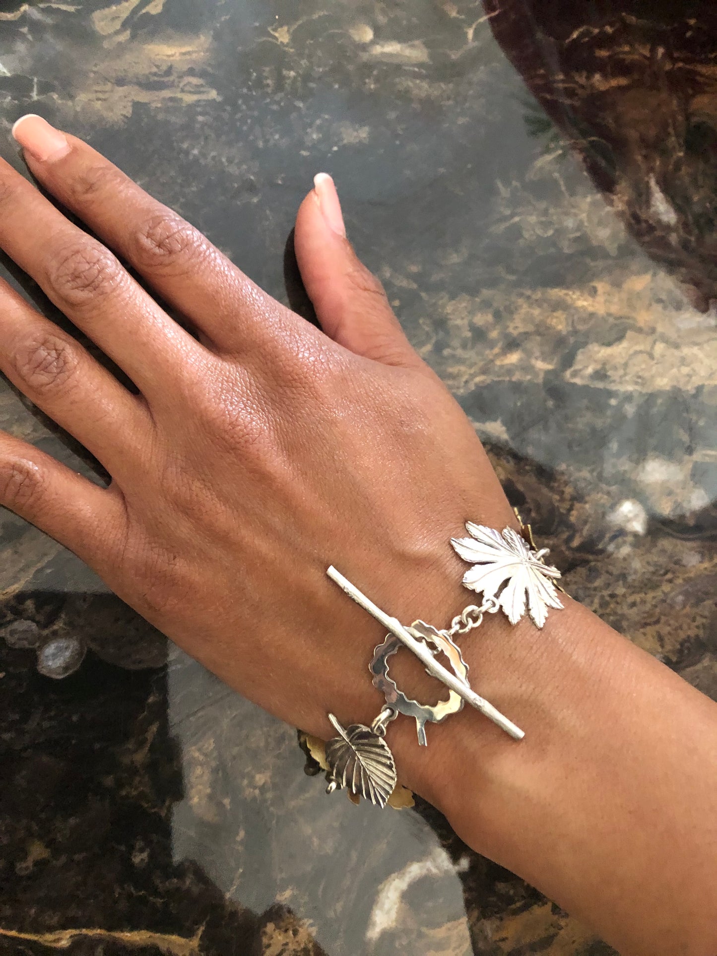 Ladies solid 18ct gold & silver Leaf bracelet
