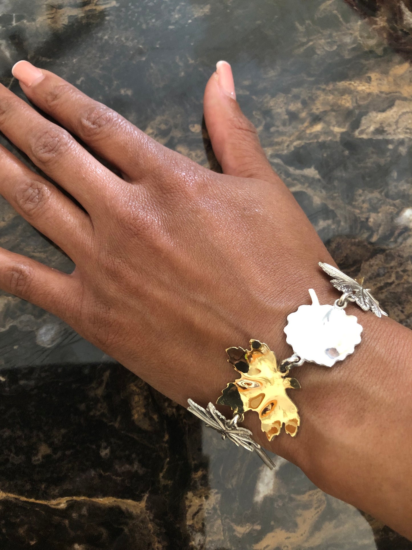Ladies solid 18ct gold & silver Leaf bracelet