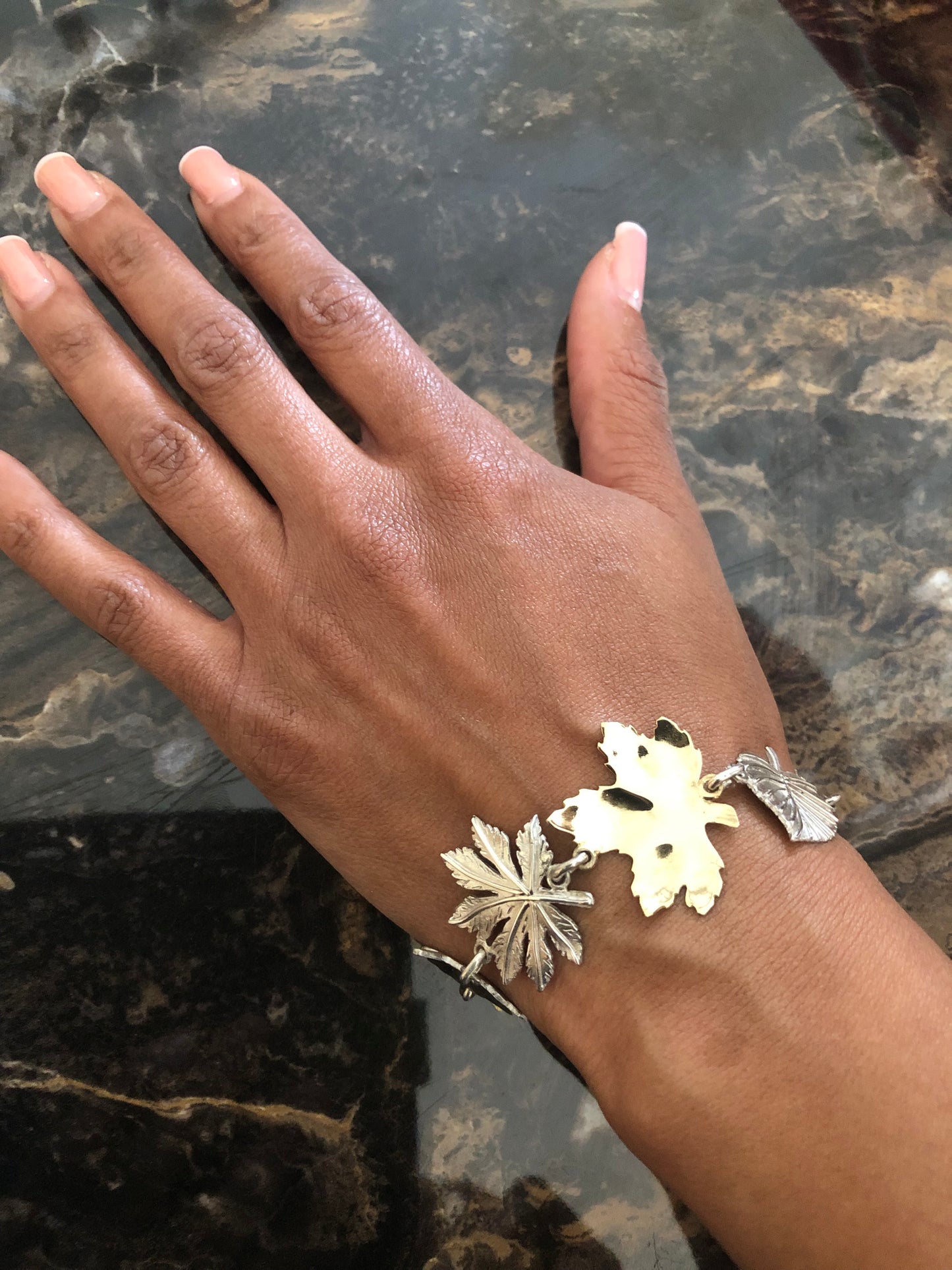 Ladies solid 18ct gold & silver Leaf bracelet