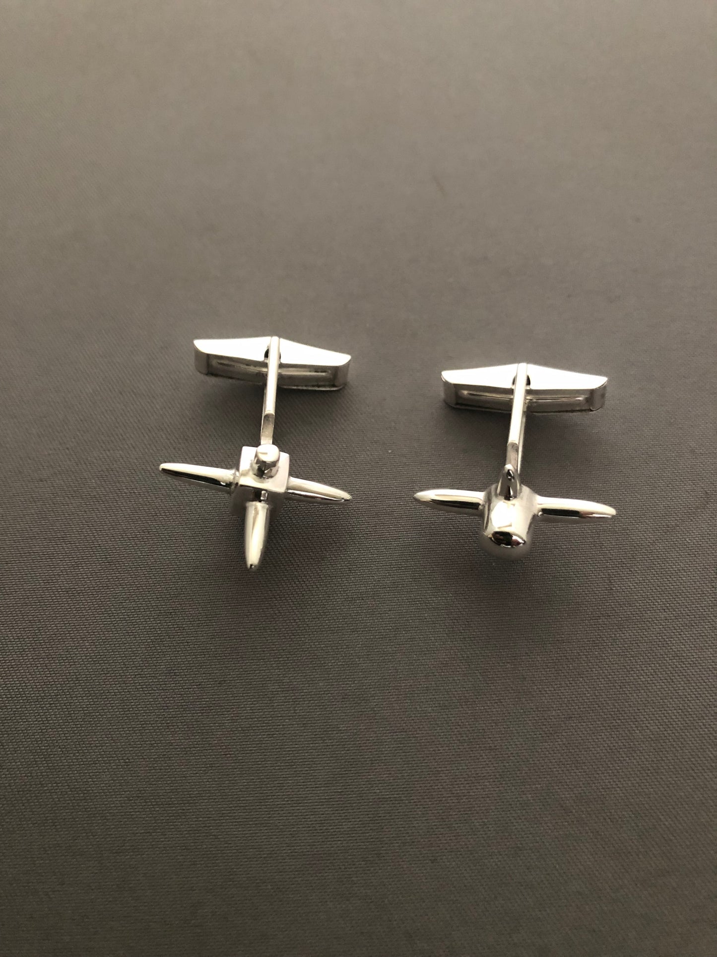 Solid silver spike cuff links